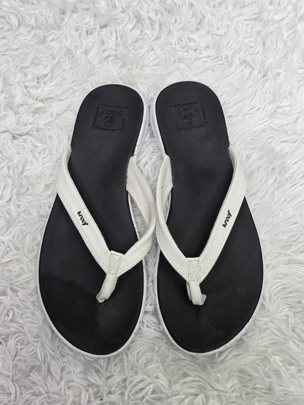 Reef Comfort Flip-Flop Sandals in Black and White Sz 7